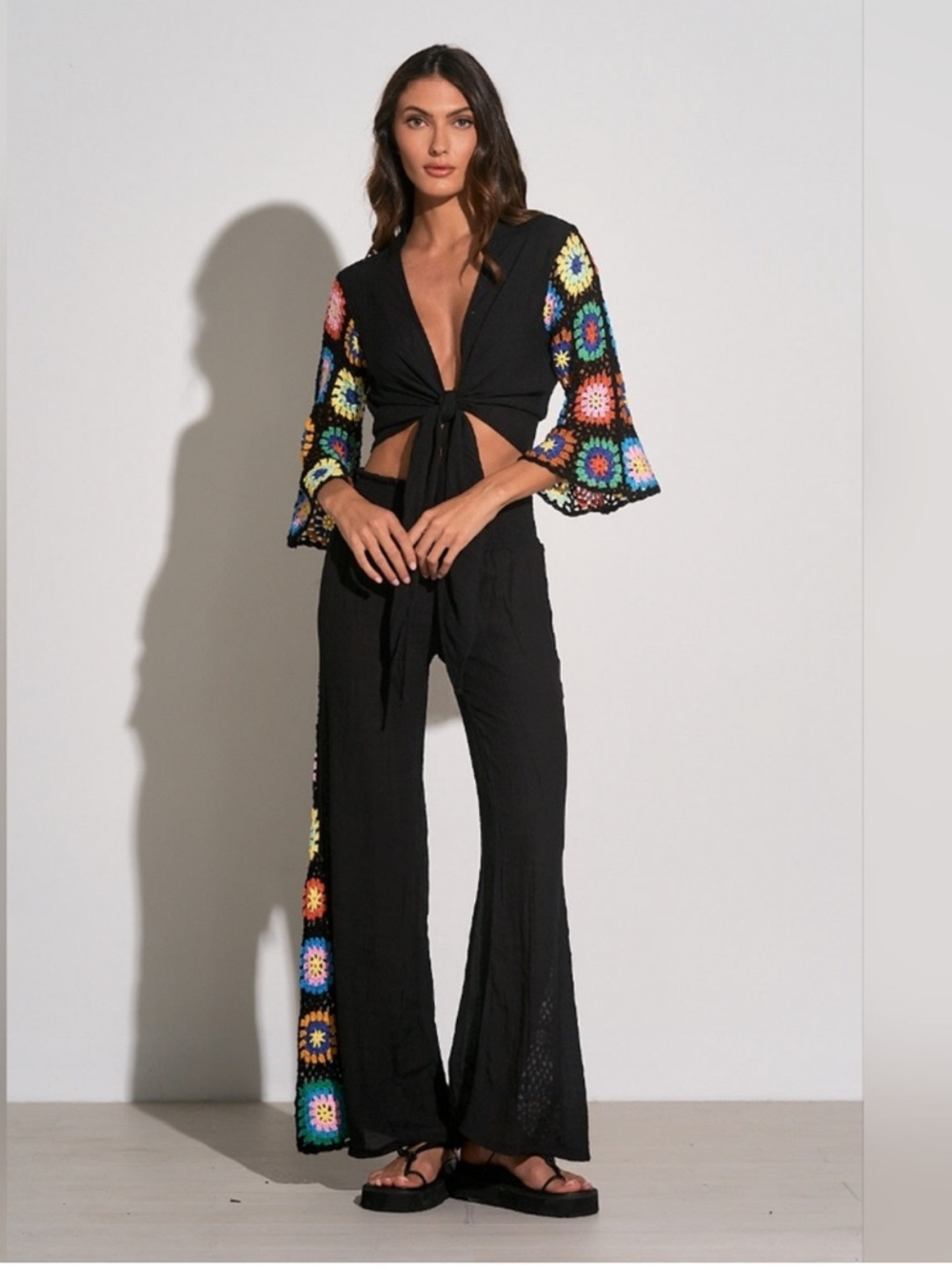 Elan green 2 piece set  with Crochet Trim, top is small pants medium.